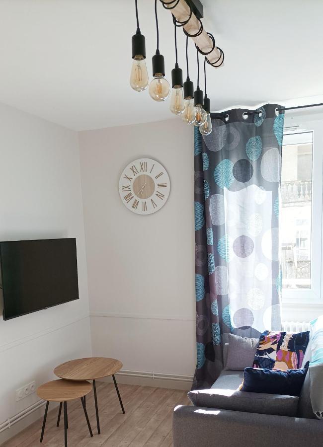 Loudeac : Appartement T2 Chaleureux Centre Ville 外观 照片